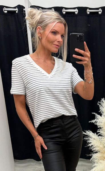 Feba tee 2 - white black mountain stripe