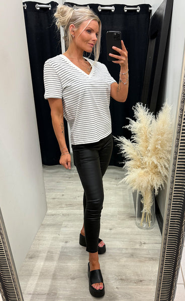 Feba tee 2 - white black mountain stripe