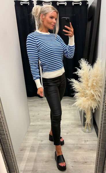 Magio oneck pullover - della robbia blue stripe