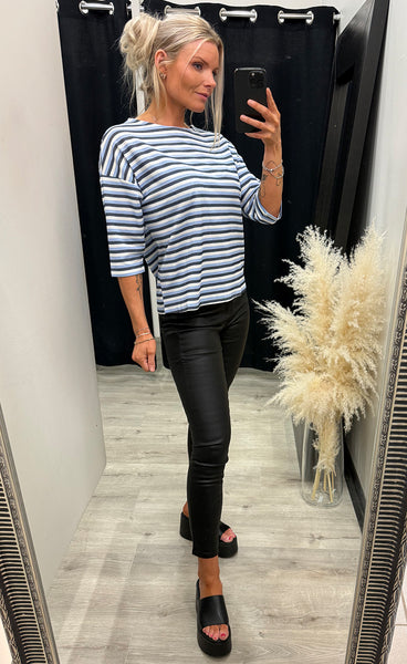 Josie tee 6 - hydrangea stripe