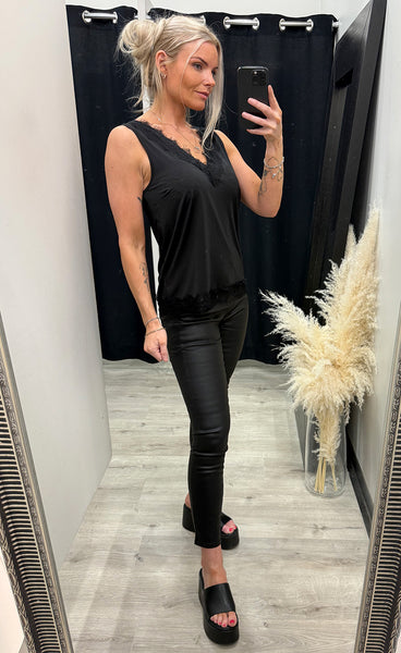 FREEQUENT Bicco top - black