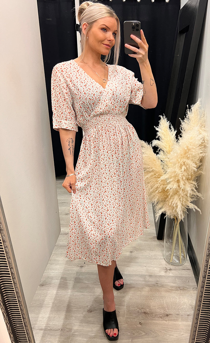 Kaylar dress - zendaya print