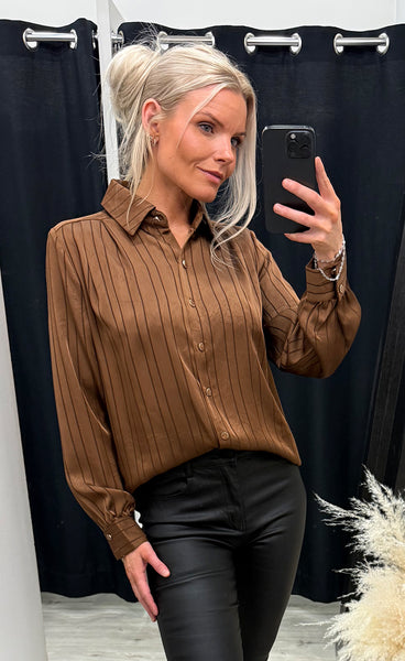 Nora satin shirt 370 - choco