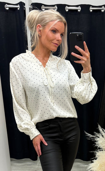 Cassy satin blouse 703 - off white
