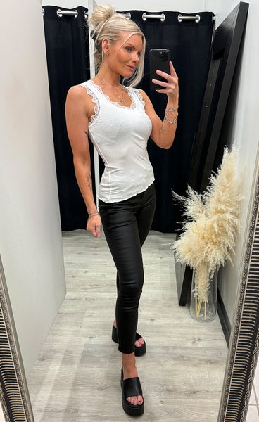 FREEQUENT Balace top - off white