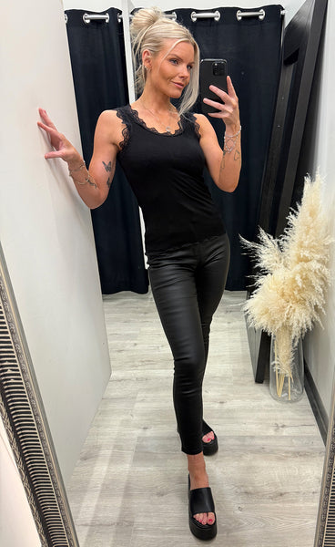 FREEQUENT Balace top - black