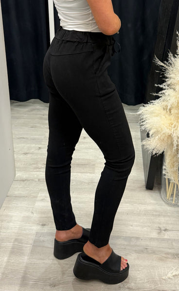 Carmen plain trousers - black