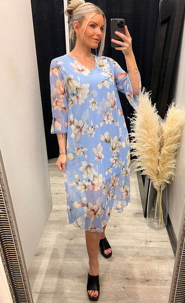 Khloe dress - powder blue