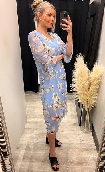 Khloe dress - powder blue