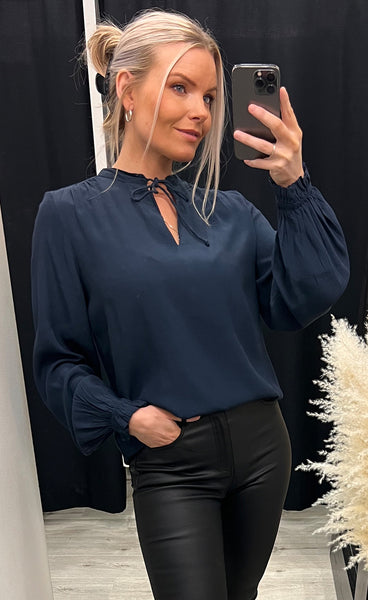 Siri blouse - total eclipse