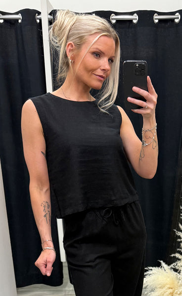 Falakka oneck top - black