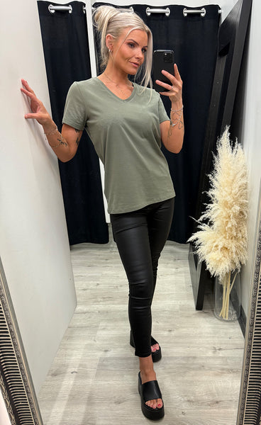 Shoulder v-neck tee 1 - smokey olive
