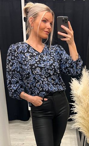 Shila blouse 1 - blue mix