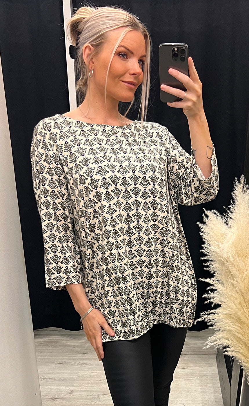 Flora tee 1 - malachite