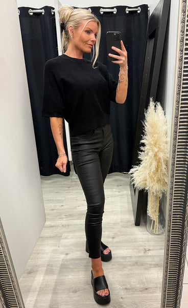 Thamira 2/4 pullover - black