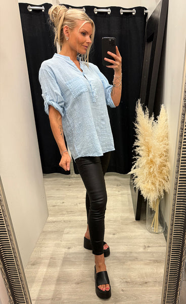 Aria blouse - light blue