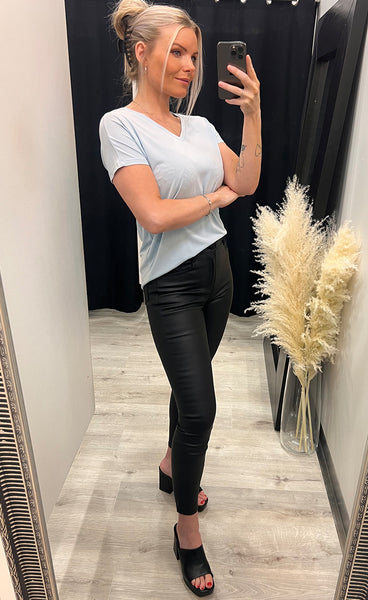 Fenya v-neck tee - skyride