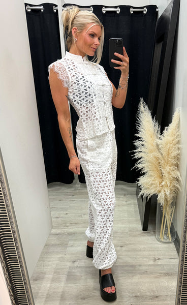 Molly lace blouse - white