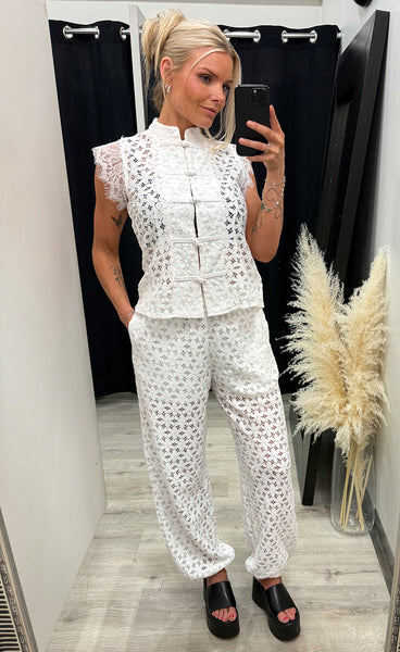 Molly lace blouse - white