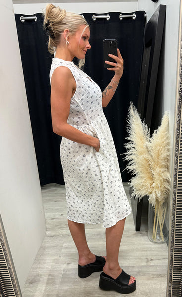 Bobbi dress 5 - cream brown blue floral
