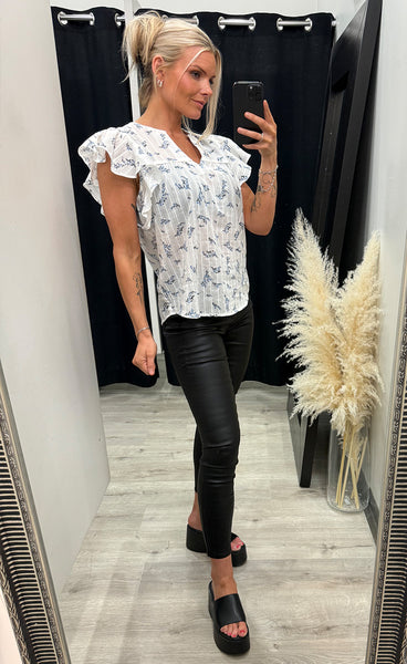 Easa blouse 1 - white with blue flowers