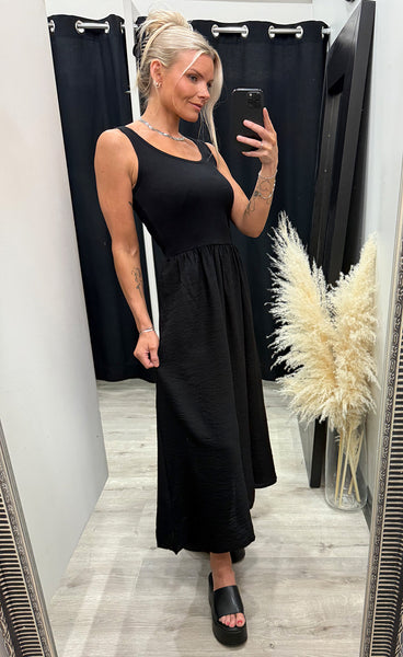 Jundy dress 2 - black