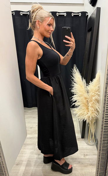 Jundy dress 2 - black