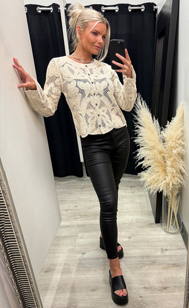 Prim cardigan 1 - oatmeal