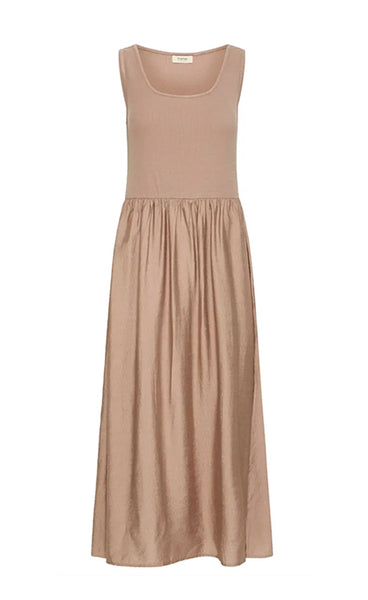 Jundy dress 2 - mountain trail