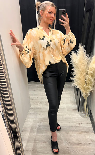 Irina blouse 2 - sandshell