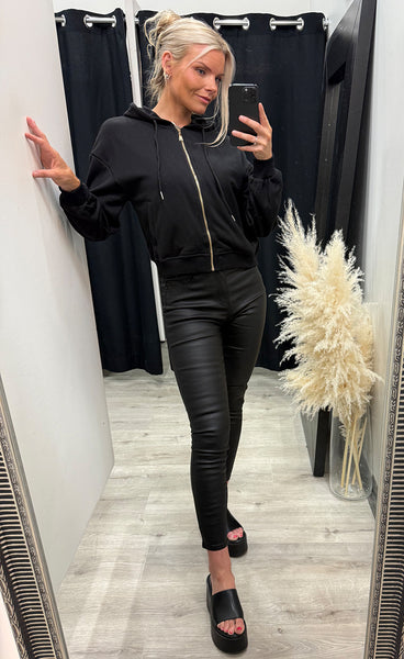 Crop hettupeysa 9887 - black