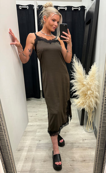 Lippy slip dress - java brown