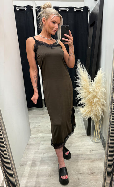Lippy slip dress - java brown
