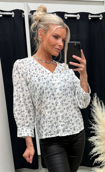 Easa shirt 1 - whisper white