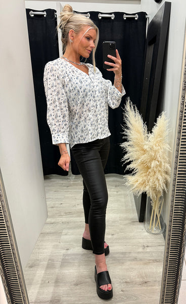 Easa shirt 1 - whisper white