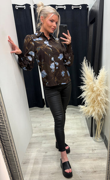 Viada shirt 3 - brown/blue flower