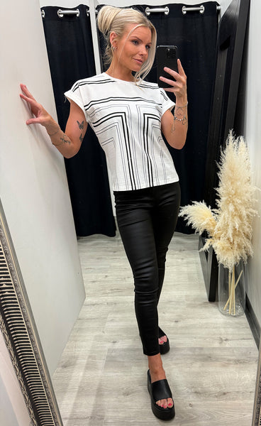 Daimi tee - white mix