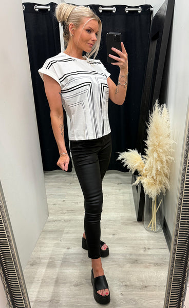 Daimi tee - white mix