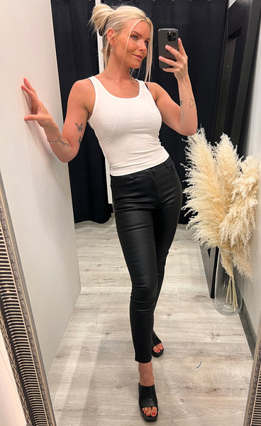 Top 8590 - white