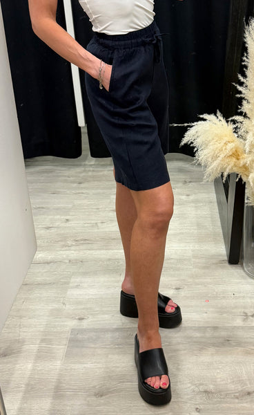 PULZ Luca shorts - dark sapphire