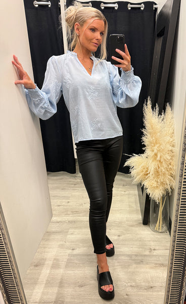 Emma blouse - light blue