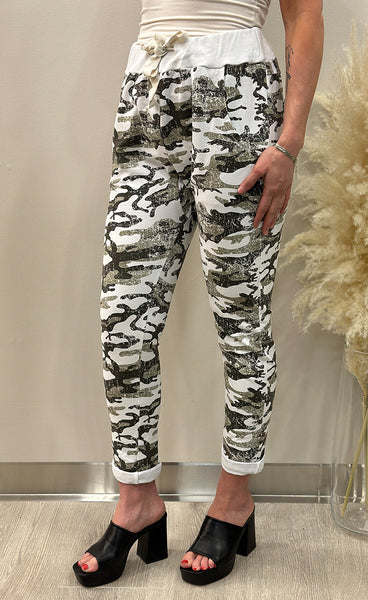 Camo jogging buxur - white