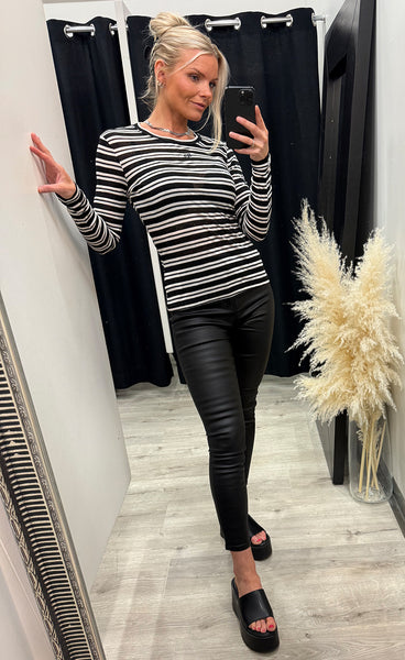 LOVE1625 - black stripes