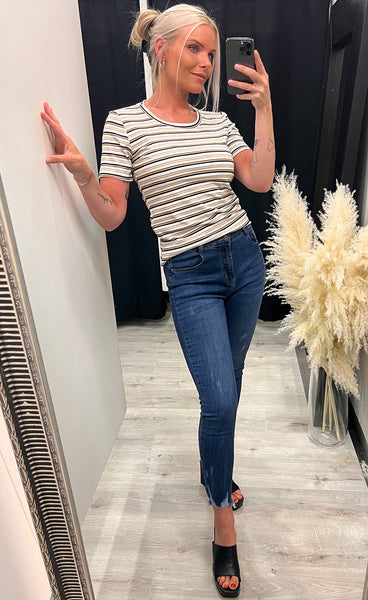 Sani tee 1 - black mix