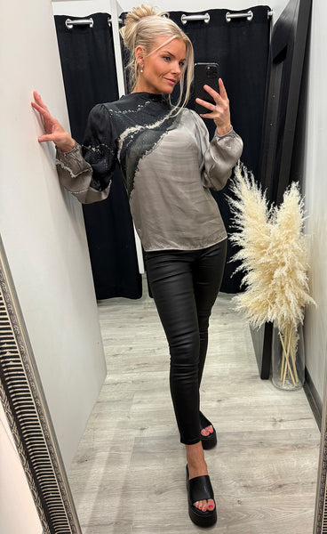 NÜ Fia blouse - cigar mix
