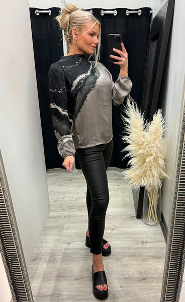 NÜ Fia blouse - cigar mix
