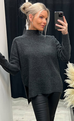 Megan knit - dark grey