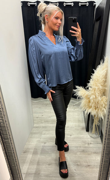 Moe satin blouse - dove blue