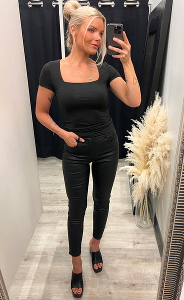 Eva top - black