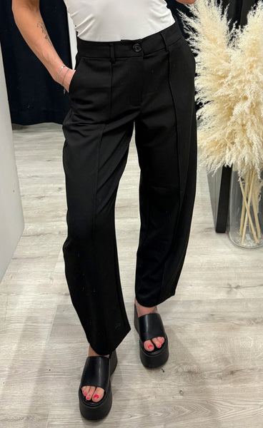 NÜMPH Nubelana barrel pants - black